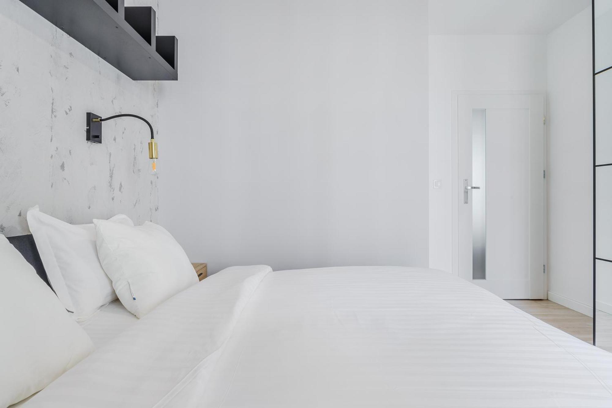 Butas Luxury In The Center Of With View From The 11th Floor